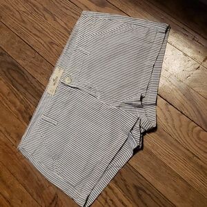 Women's Hollister shortie short sz 9